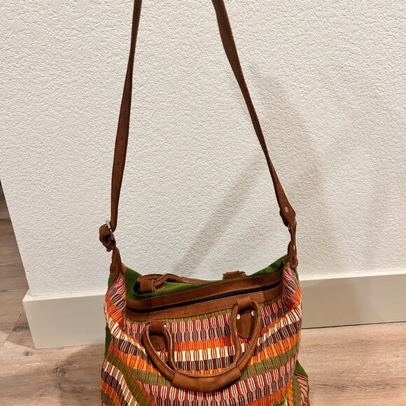 Sturdy handmade Guatemalan bag w/ zipper - Picture 8 of 8